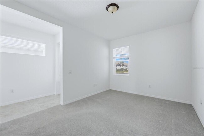 Building Photo - 8113 Sternway Rd