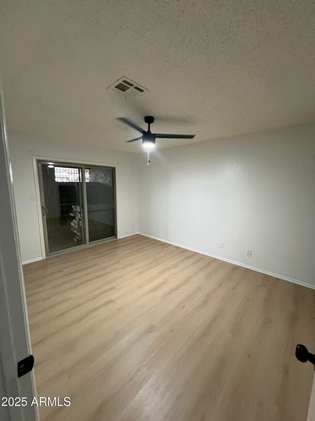 Building Photo - 97 N Cooper Rd