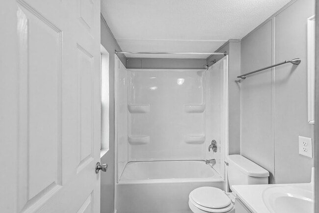 Building Photo - 1506 Halltown Rd