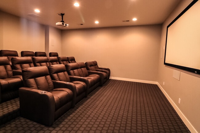 Building Photo - Beautiful 3 Bed 2 Bath townhome in Vineyard for rent