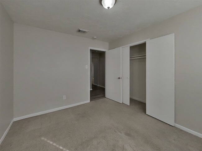 Building Photo - 12819 Enchanted Path Dr