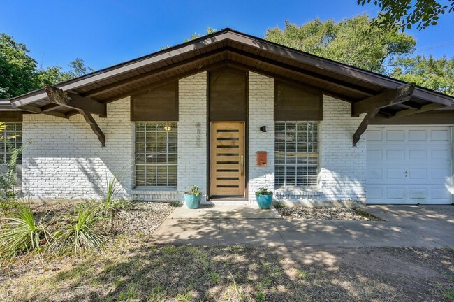 Primary Photo - South Austin 3-bedroom/2-bath Home in Park...