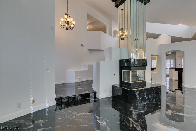 Building Photo - 174 Buena Ct