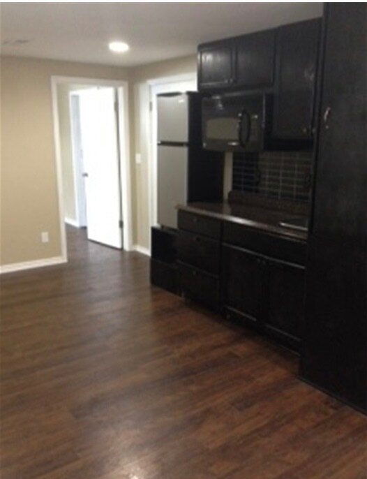 Building Photo - 5113 Gurene Dr