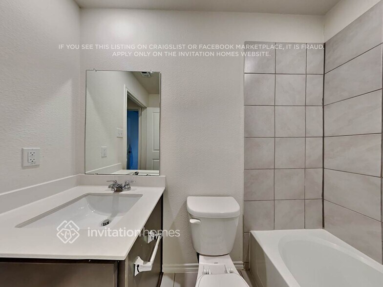 Building Photo - 608 Nexus Dr