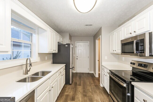 Building Photo - 125 Eastfield Ct
