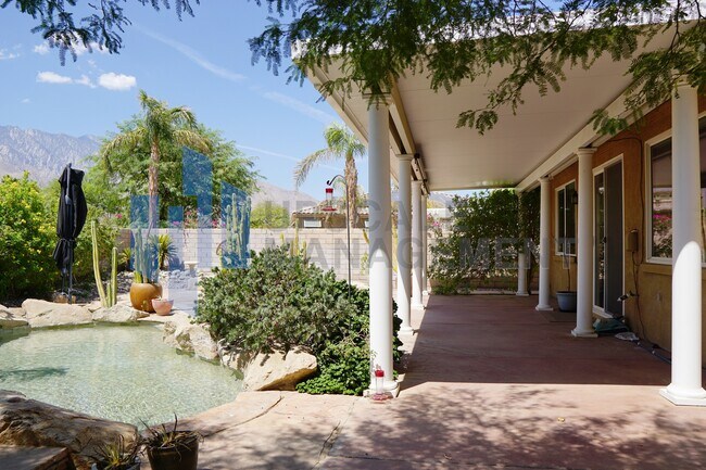 Building Photo - 2029 Savanna Way