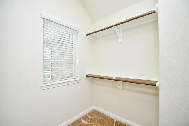 Building Photo - 30217 Live Oak Way