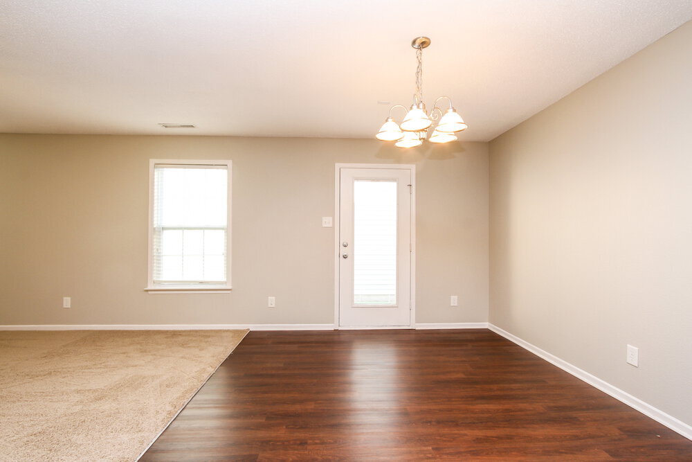 Building Photo - 14384 Black Farm Dr