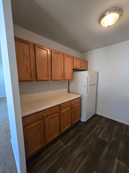 Building Photo - 806 Brook Hill Rd