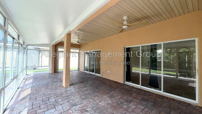 Building Photo - 1287 Glendora Rd N