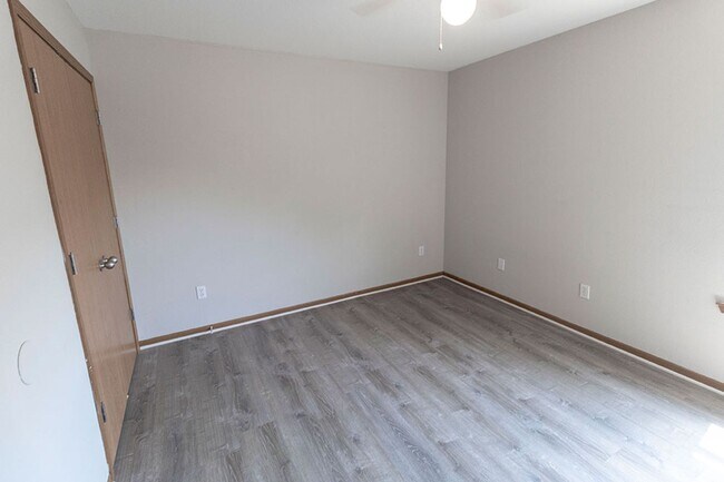 Building Photo - 1505-1507 Bodie Dr.