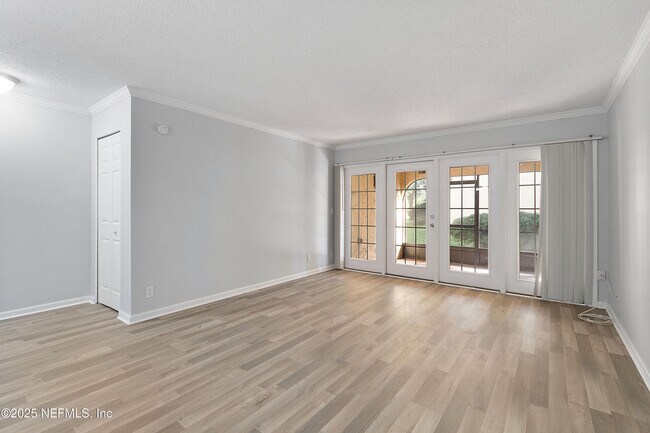 Building Photo - 6655 Bell Tower Ct