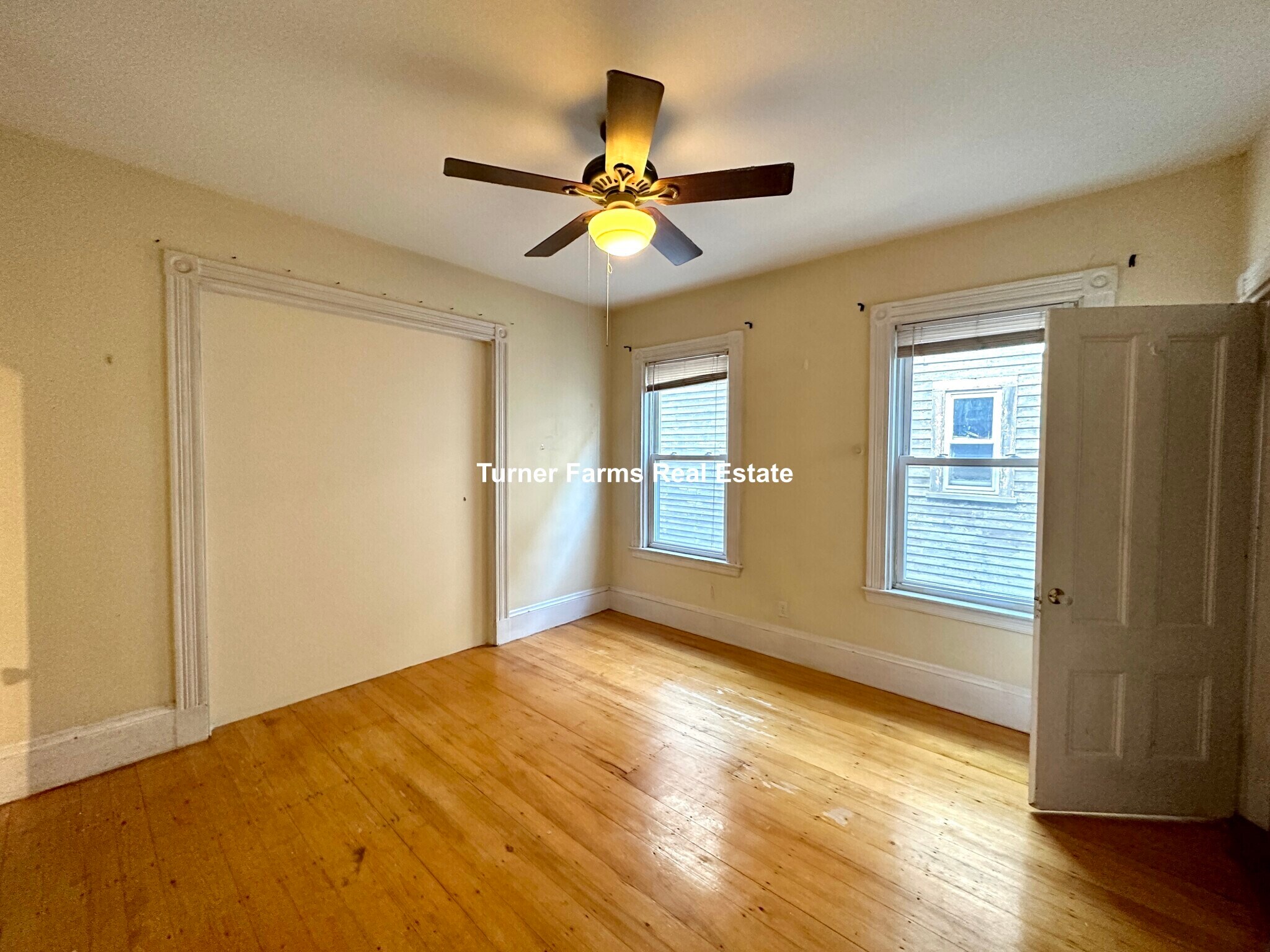 Building Photo - 5 Sachem St