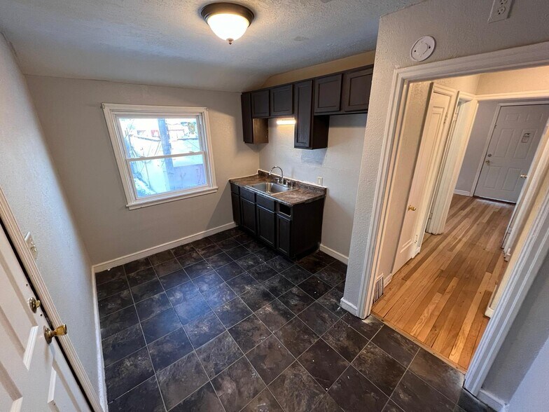 Building Photo - 4758 N 19th Pl