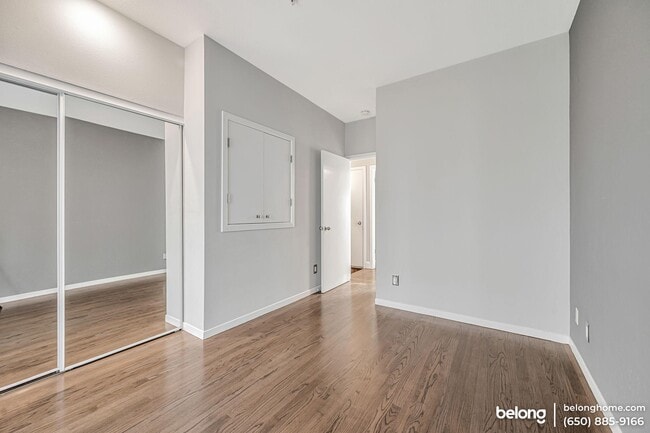 Building Photo - 167 Shipley St