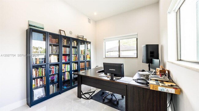 Building Photo - 11450 SW 59th Terrace