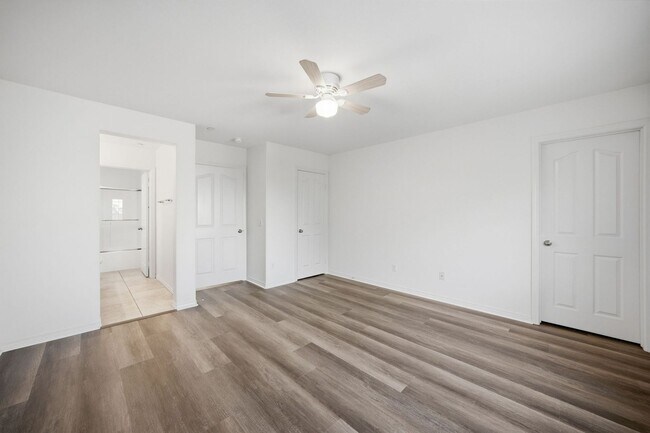 Building Photo - 3695 Bur Oak Rd