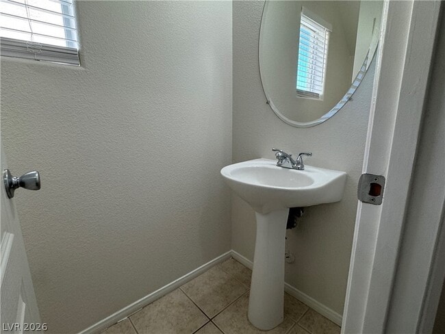 Building Photo - 5029 Ivy Creek Ct