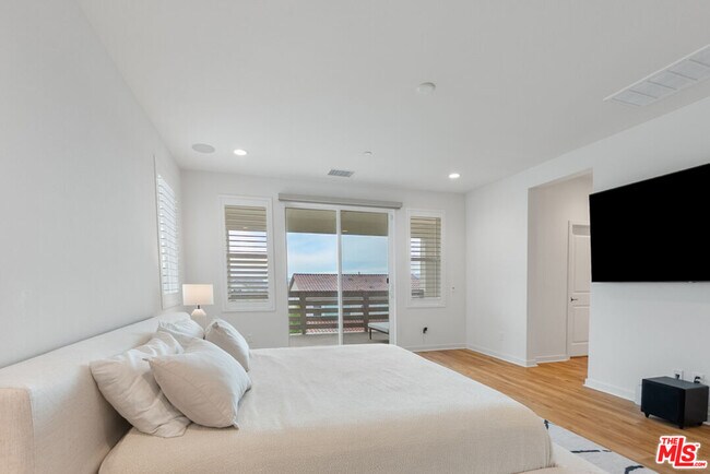 Building Photo - 18130 Radiance Ln