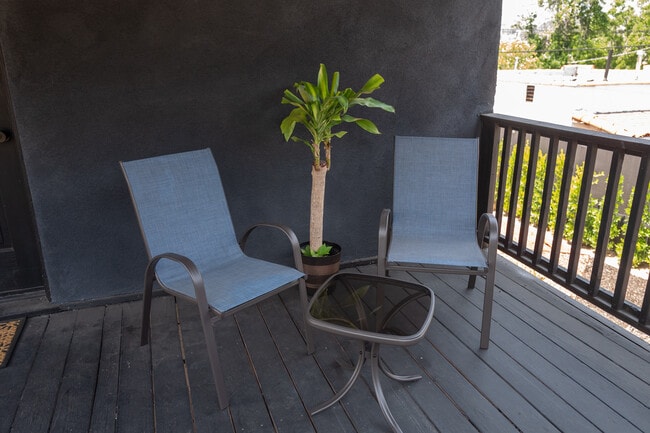 Building Photo - 1621 Campus Rd