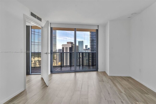 Building Photo - 801 S Miami Ave