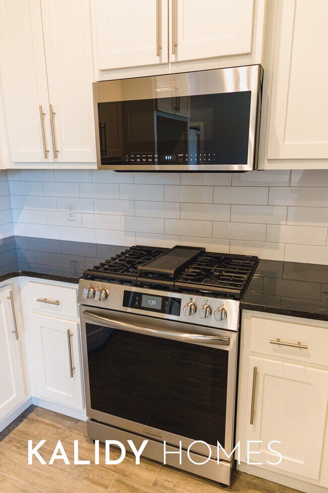 Building Photo - 629 Remington Ave