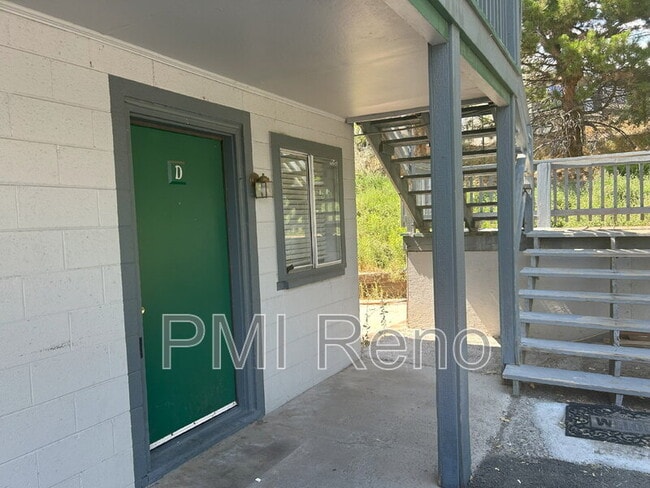 Building Photo - 2075 Patton Dr