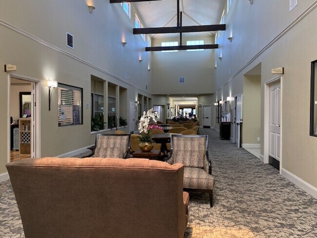 Building Photo - GOLF COURSE VIEW HOME AT THE COLONY - 55 P...