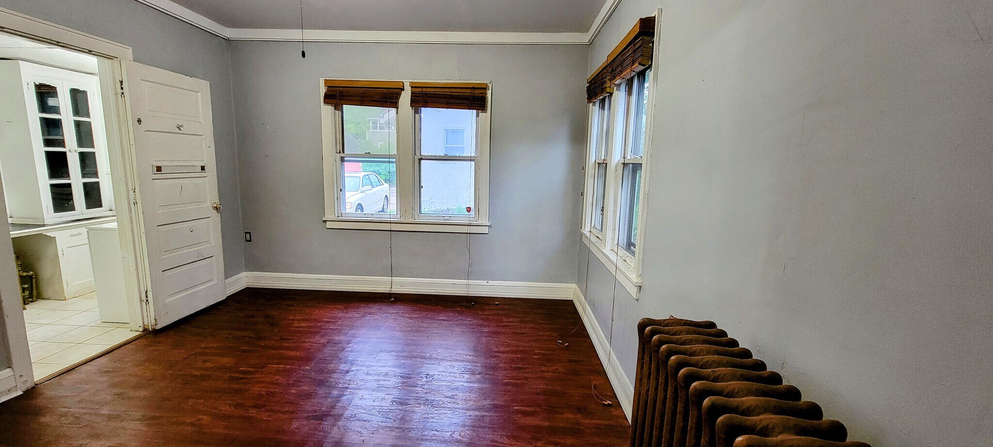Bedroom - 681 Lawson Ave E