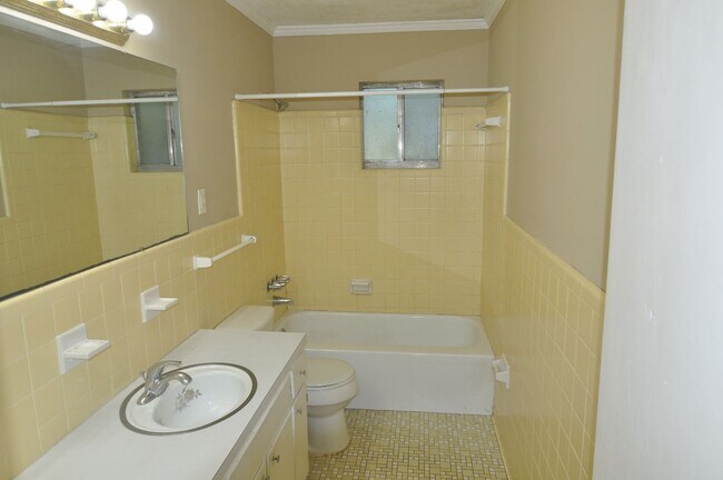 Building Photo - COMING SOON!!!