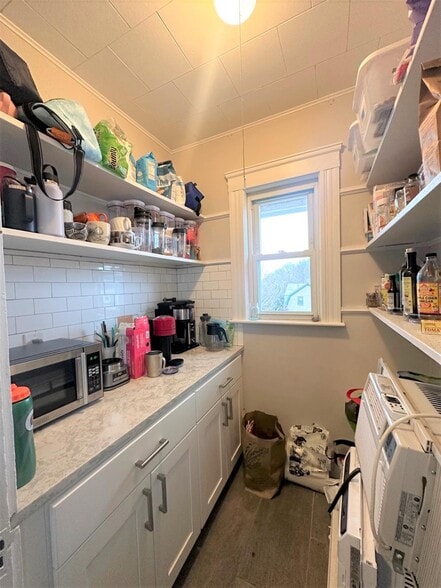 Building Photo - 137 Dudley St