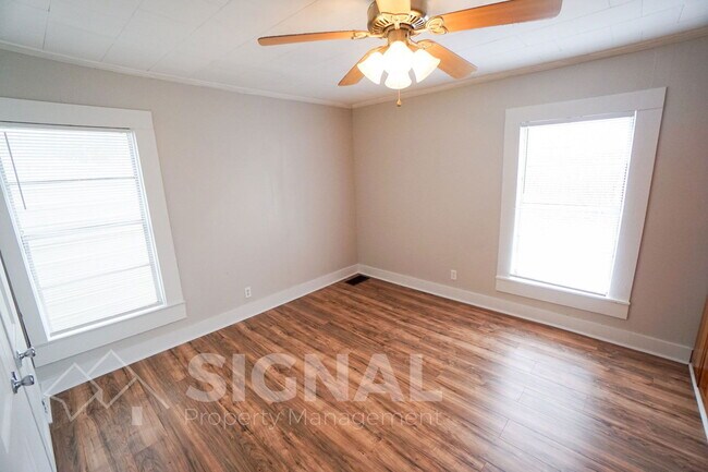 Building Photo - 217 1st Ave SE