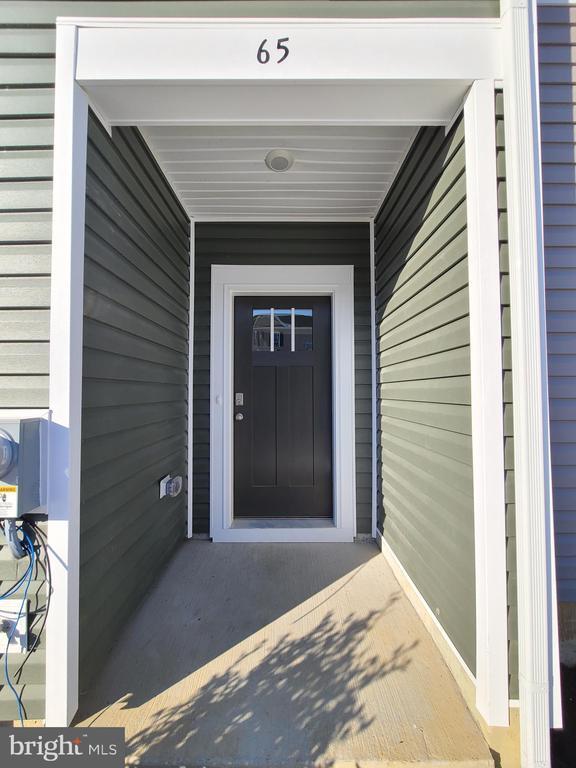 Building Photo - 65 Filbert Dr
