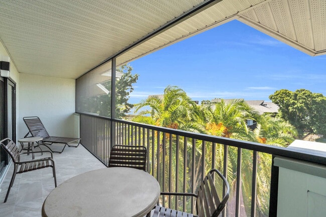 Building Photo - 600 Neapolitan Way