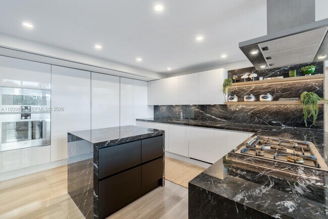 Building Photo - 4701 Meridian Ave