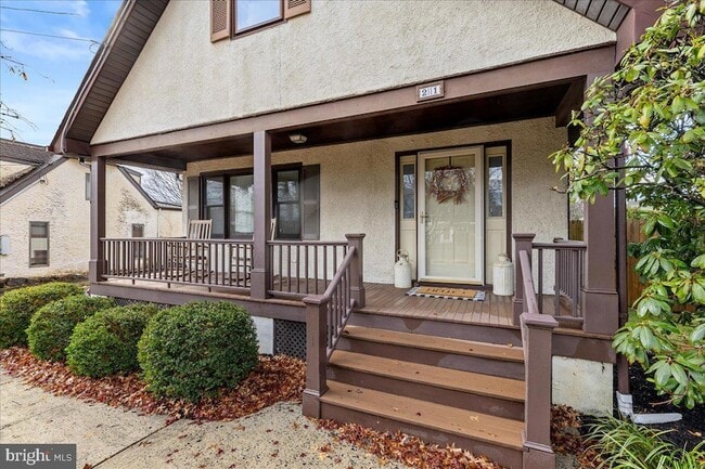 Building Photo - 21 Heathcote Brook Rd