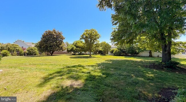 Building Photo - 23581 Belmar Dr