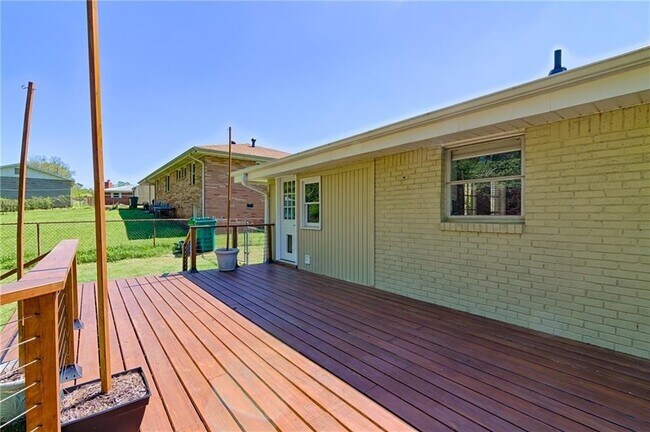 Building Photo - 3666 Wisteria Ln