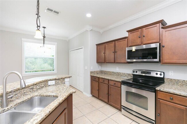 Building Photo - 515 Vista Ridge Dr