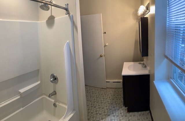 Building Photo - 3945 Baltimore Ave