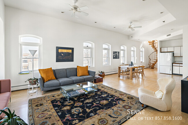 Primary Photo - 63 Winnisimmet St