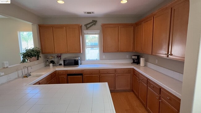 Building Photo - 6238 Crystal Springs Cir