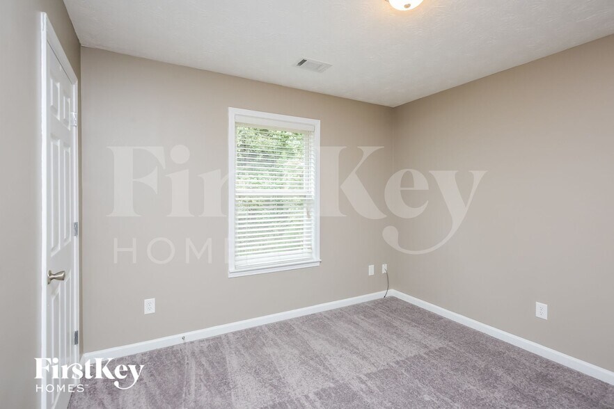 Building Photo - 39 Lighthouse Dr