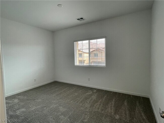 Building Photo - 6841 Chargehand Ave