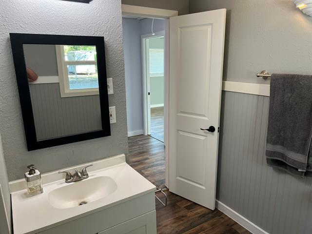 Building Photo - 603 N Denton Ave