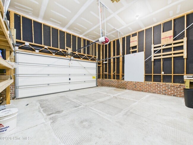 Building Photo - 5500 Yates Garden Ln