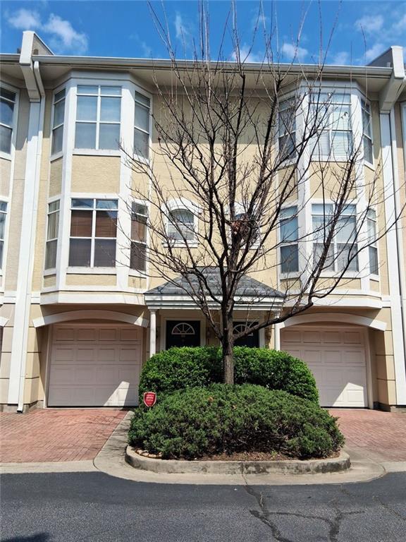 Building Photo - 375 Highland Ave NE