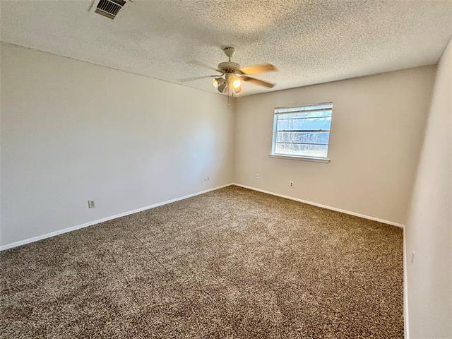 Building Photo - 800 Irwin Dr