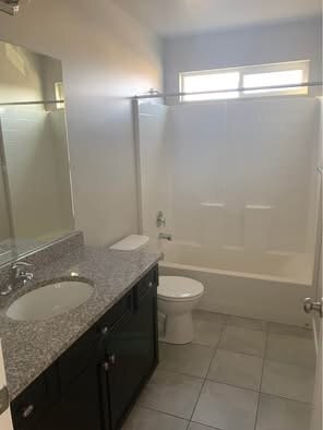 Building Photo - 657 Koins Way